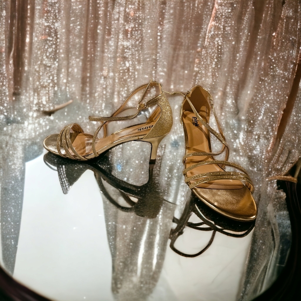 NWOT Pink Paradox London Strappy Gold Glitter Sandal Size 8
